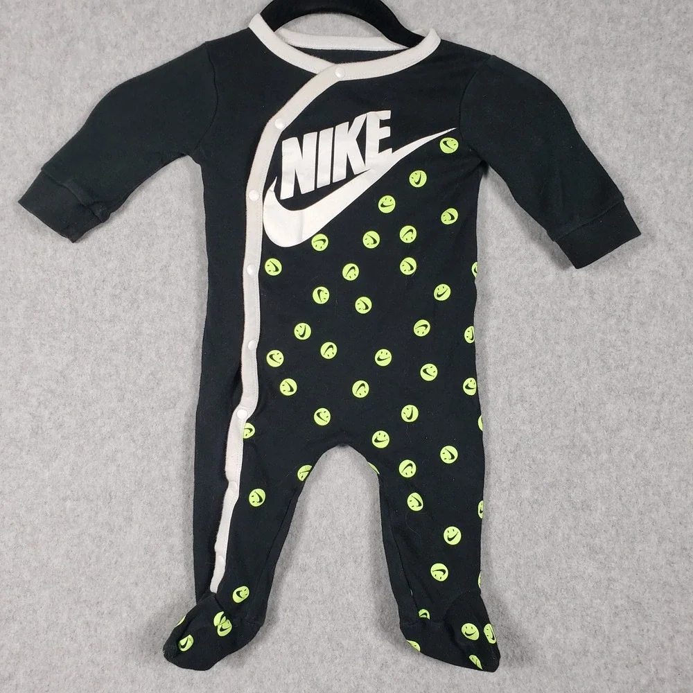 Nike Baby Boys Girls Black Smiley‎ Face Footed Pajamas Sleepsuit 6M